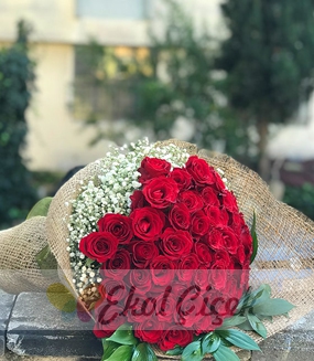 50 Kırmızı Gül Buketi